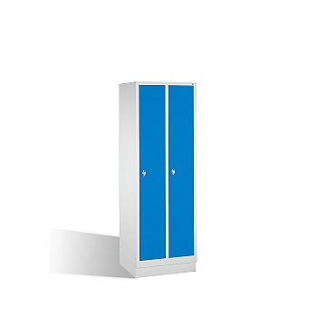 Šatní skříň CLASSIC na soklu, 2 oddíly 61x50x185 cm, sv. modrá dvířka